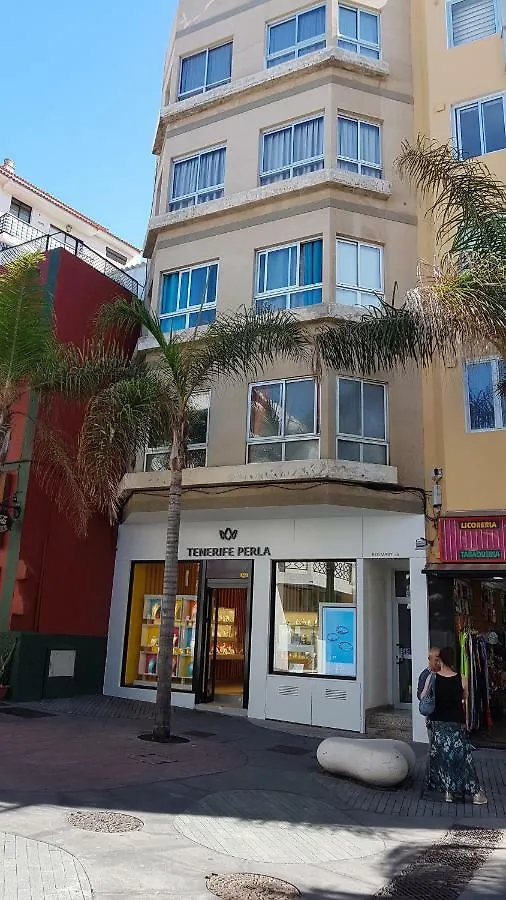 푸에르토 드 라 크루즈 Vista Rosmary 아파트  푸에르토 드 라 크루즈